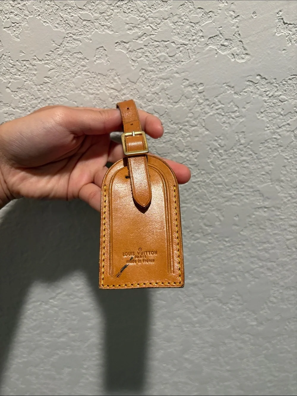 Louis Vuitton Tan Leather Luggage Tag with Gold Buckle